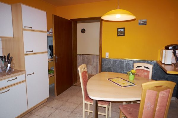 ferien-im-warndt-ferienwohnung-08958DDA34-3968-A834-2B6B-5DD247AC438A.jpg